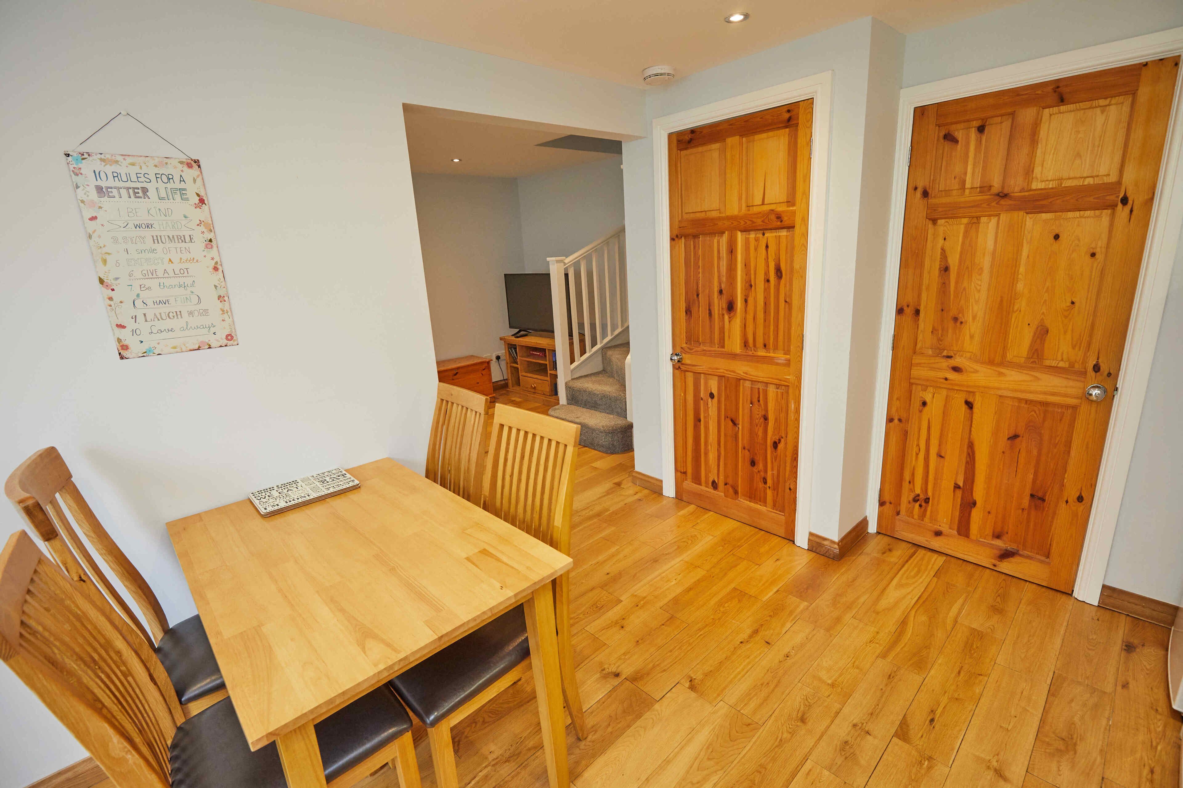 Deluxe House, Private Bathroom (Whole house) | Dining