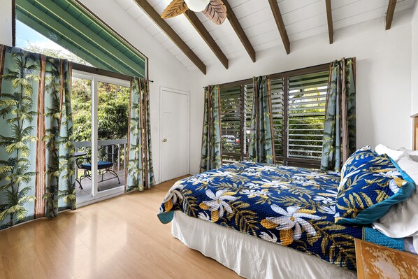 4 bedrooms, travel crib, free WiFi, bed sheets