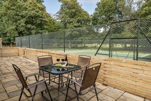 Outdoor dining - The Annex (Wimborne)