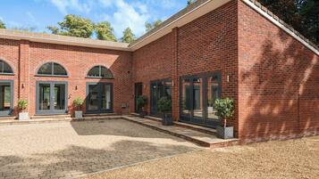 ์ฝํฐ์ง | ์ธ๊ด