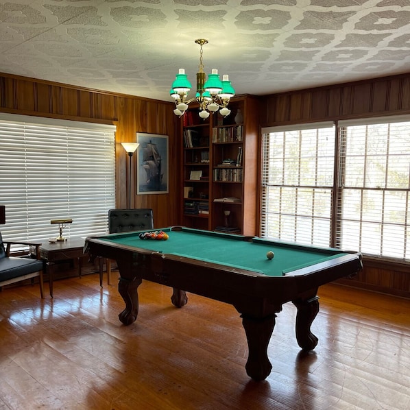 Spielezimmer