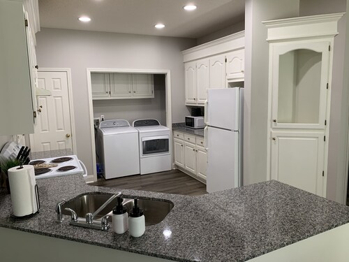 Modern & Spacious Duplex