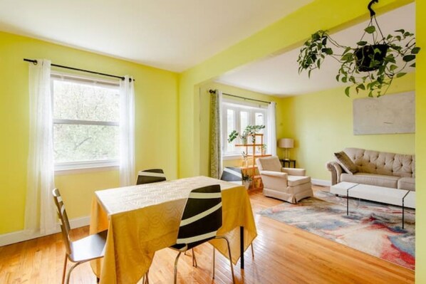 Interior - Vacation SPOT near Brookland Catholic School (Washington)