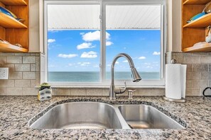 Immagine non classificata, 2 di 46, pulsante