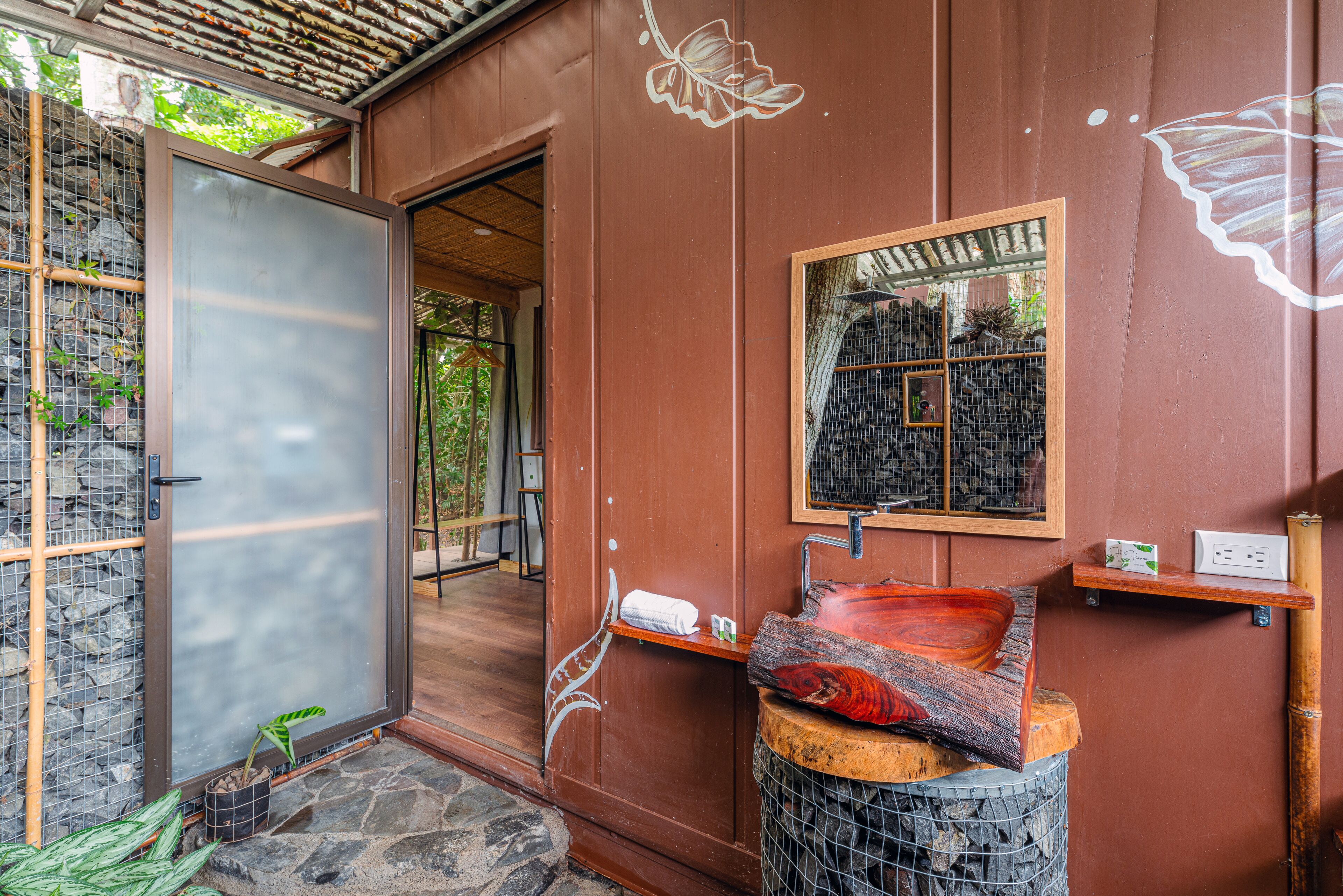 Design Apartment, Non Smoking, Ground Floor | Bathroom