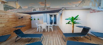 Superbe Appartement à 2 pas des Halles . Climatisation, Terrasse, Garage