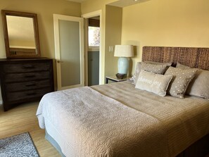 2 chambres, fer et planche à repasser, accès au Wi-Fi (inclus)