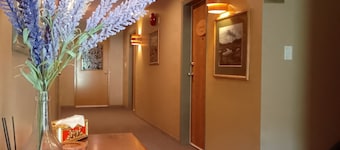Raven's Nest Hotel