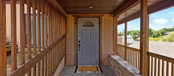 Lovely and cozy 2 bedroom apartment in Howard Lake