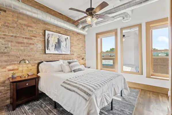 2 makuuhuonetta, ilmainen Wi-Fi, vuodevaatteet