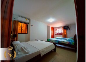 6 bedrooms, free WiFi, bed sheets