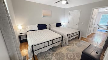 2 soveværelser, skrivebord, strygejern/strygebræt, gratis Wi-Fi