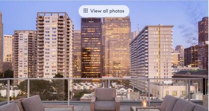 Luxurious Condo in Jackson Square