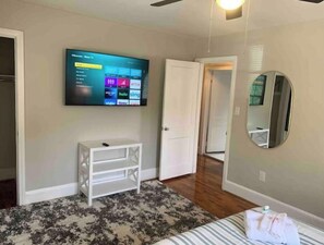 2 camere, ferro/asse da stiro, Wi-Fi gratuito, lenzuola