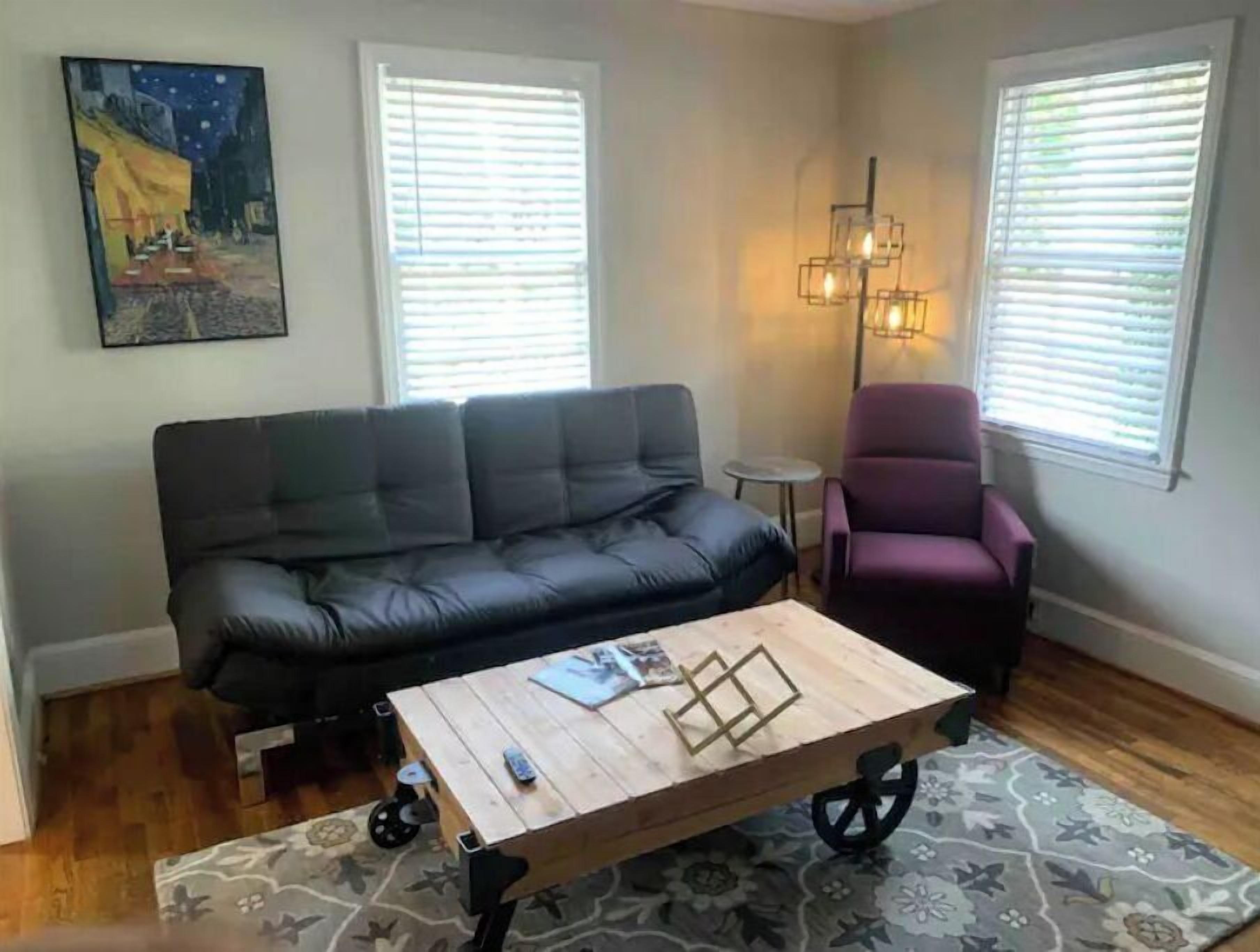 Smart TV, table tennis