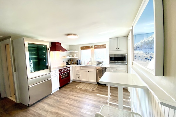 Refrigerador, microondas, horno, placa de cocina