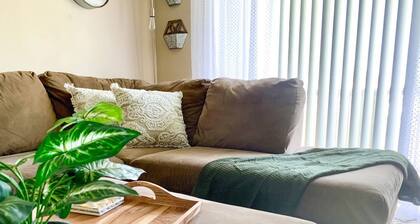 Cozy, Clean, Centrally Located Condo