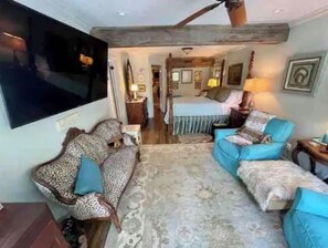 Smart TV, DVD player, books