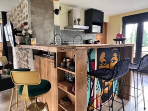 Microwave, oven, dishwasher, highchair
