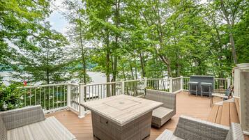 Casa, varias camas, hidromasaje | Terraza o patio