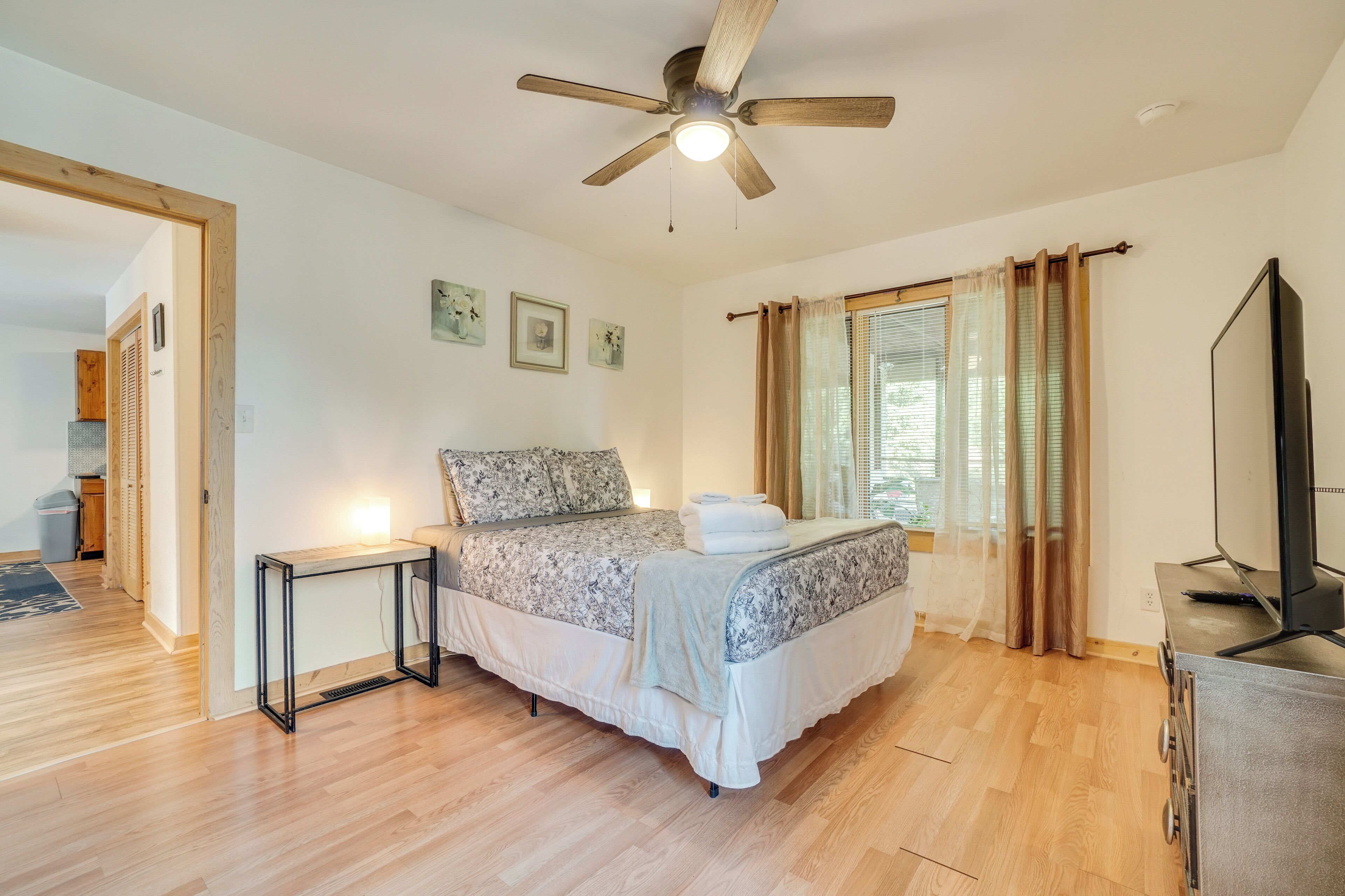 4 habitaciones, internet y ropa de cama 