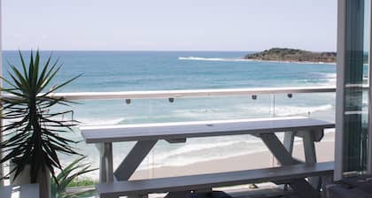 Beach House | Studio
