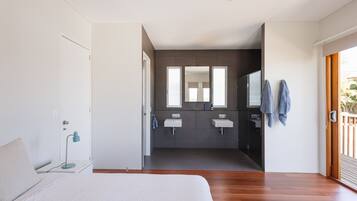 2 chambres, draps fournis