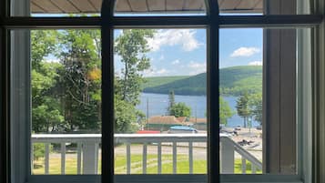 House (4 Bedrooms) | Property amenity