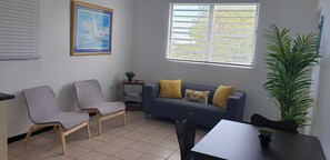 Smart TV - Lovely 1-bedroom Beach Apt - Mare Blu 3rd floor (Vega Baja)