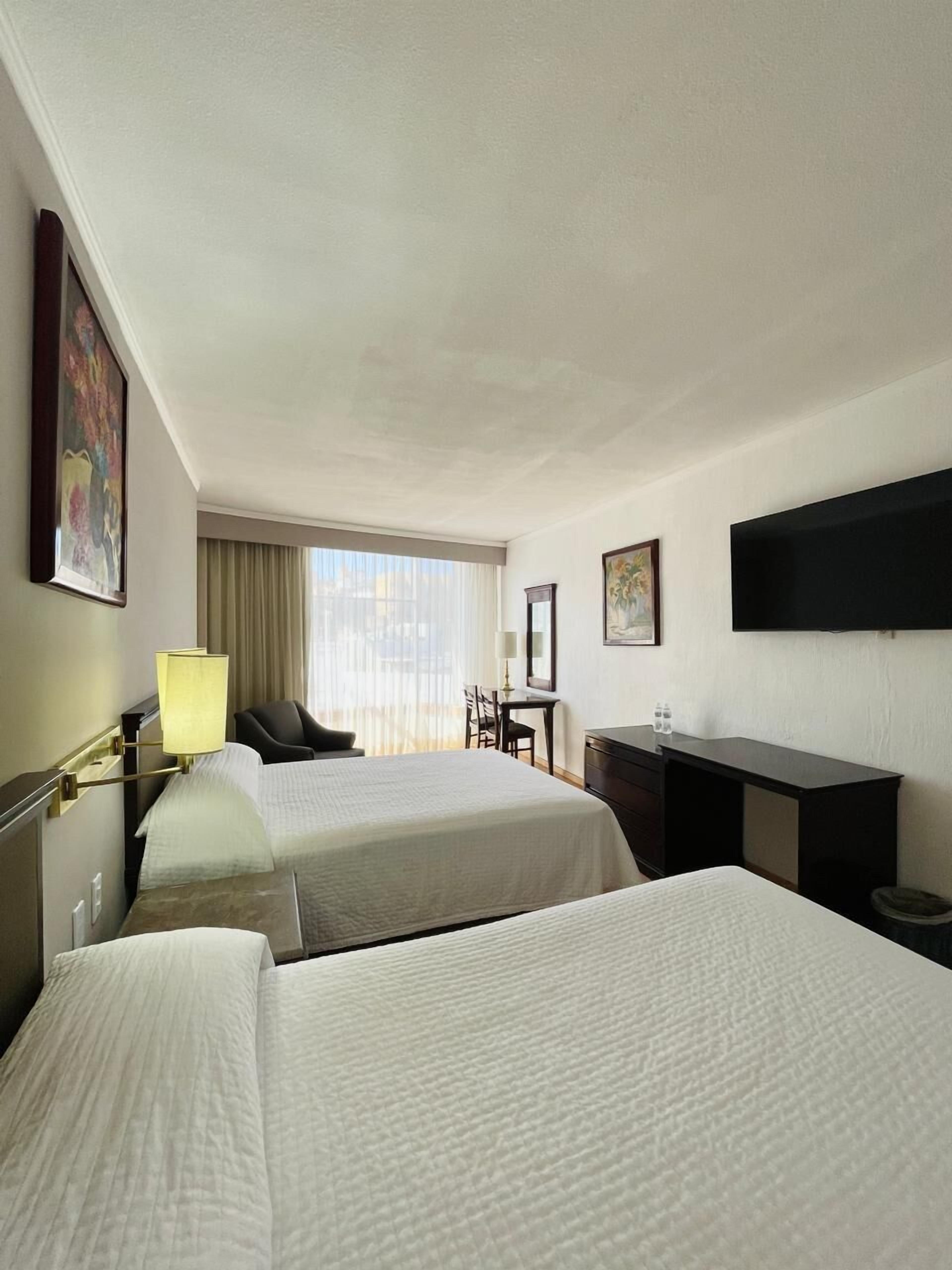Traditional Double Room | Desk, free WiFi, bed sheets