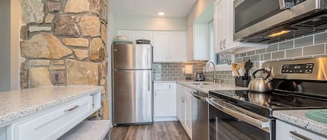 Studio (4 Bedrooms) | Property amenity