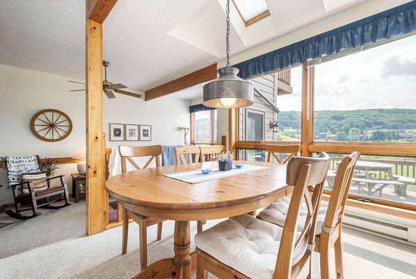 开间 (3 Bedrooms) | 住宿服务设施