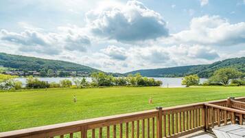 Studio (3 Bedrooms) | Property amenity