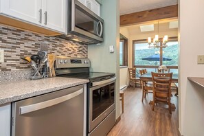 Studio (4 Bedrooms) | Property amenity