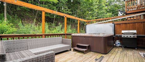 Studio (3 Bedrooms) | Property amenity