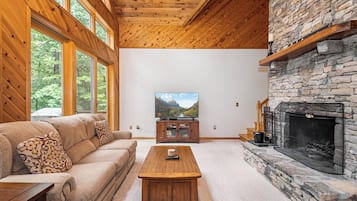 House (4 Bedrooms) | Property amenity