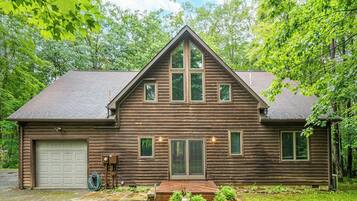 House (4 Bedrooms) | Property amenity