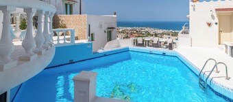 Chersonisos Hidden Gem With 3 Bedrooms