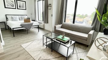 1 habitación, tabla de planchar con plancha, wifi gratis y ropa de cama