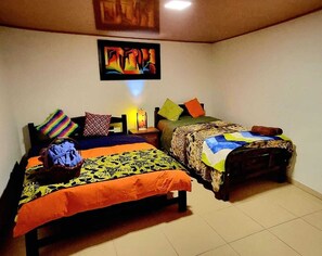 8 habitaciones y wifi 