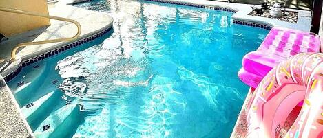 Indoor pool, outdoor pool