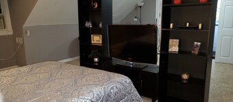 Magnolias, a chill out place.