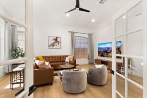 Smart TV, offices, computer monitors