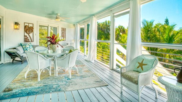 House, 3 Bedrooms | Balcony - Henderson (Sanibel)