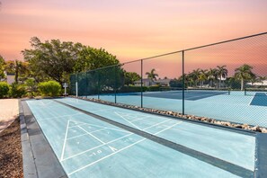Apartment, 2 Schlafzimmer | Sportplatz