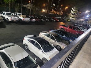 Mặt tiền nơi lưu trú