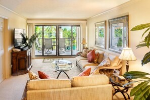 Condo, 2 Bedrooms | Living room - Pointe Santo B36 (Sanibel)