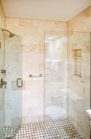 Townhouse, 3 kamar tidur | Kamar mandi | Handuk