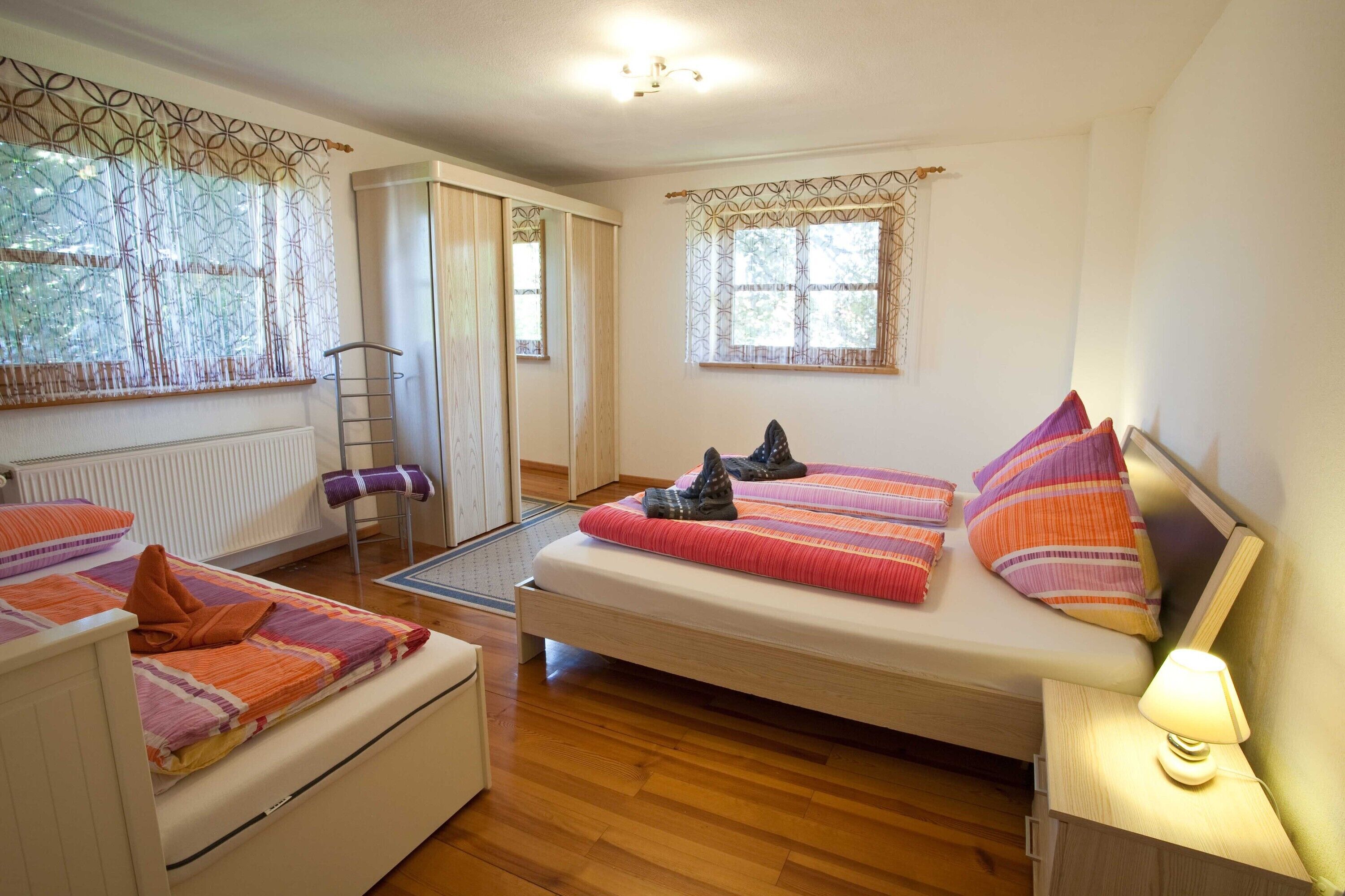 6 Schlafzimmer, Bügeleisen/Bügelbrett, kostenloses WLAN, Bettwäsche