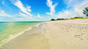 Unclassified image, 3 of 38, button - South Seas Bayside Villa 5344 (Captiva)